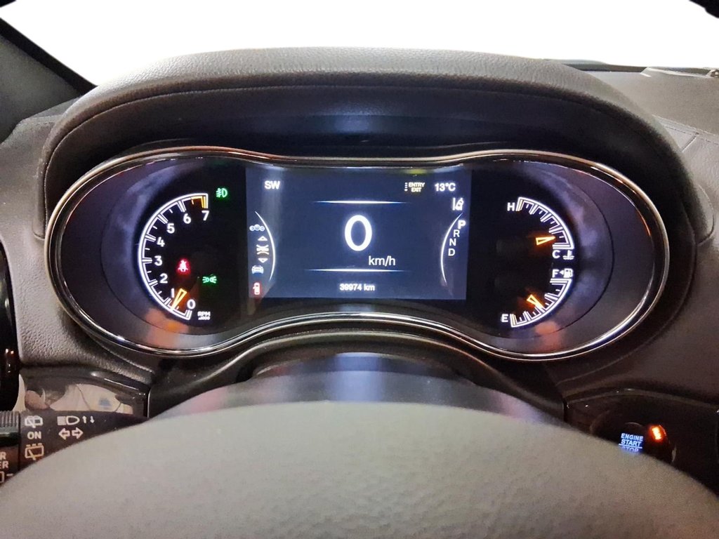 2021 Jeep Grand Cherokee 4X4 Overland in Stratford, Ontario - 14 - w1024h768px