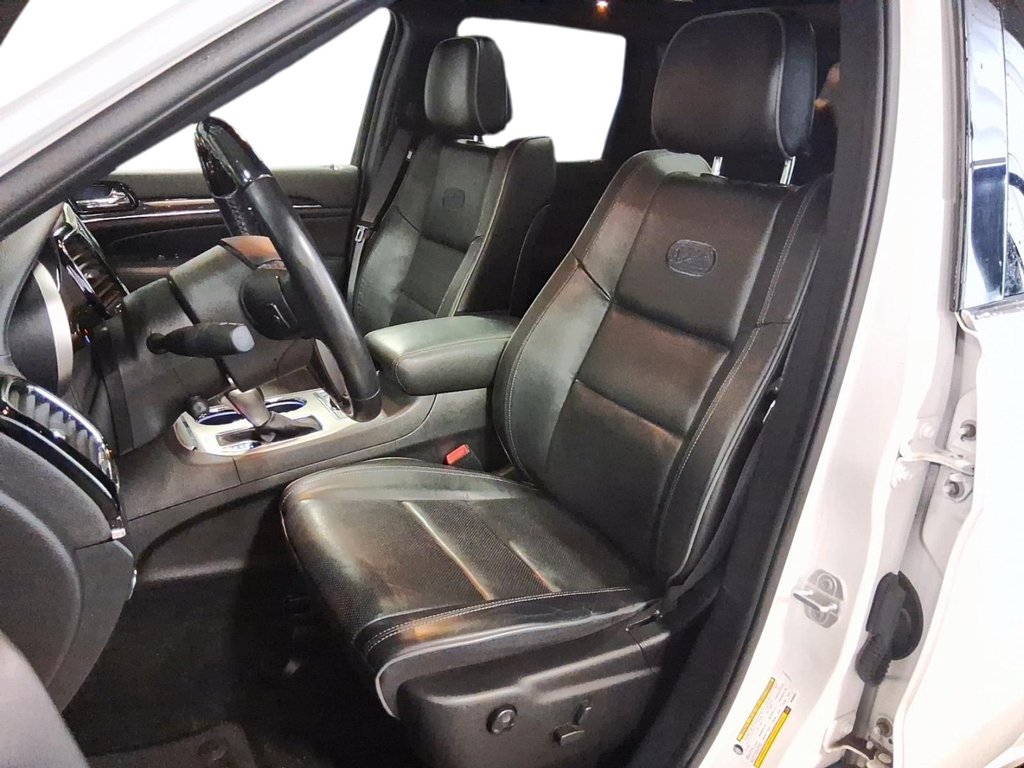 2021 Jeep Grand Cherokee 4X4 Overland in Stratford, Ontario - 8 - w1024h768px