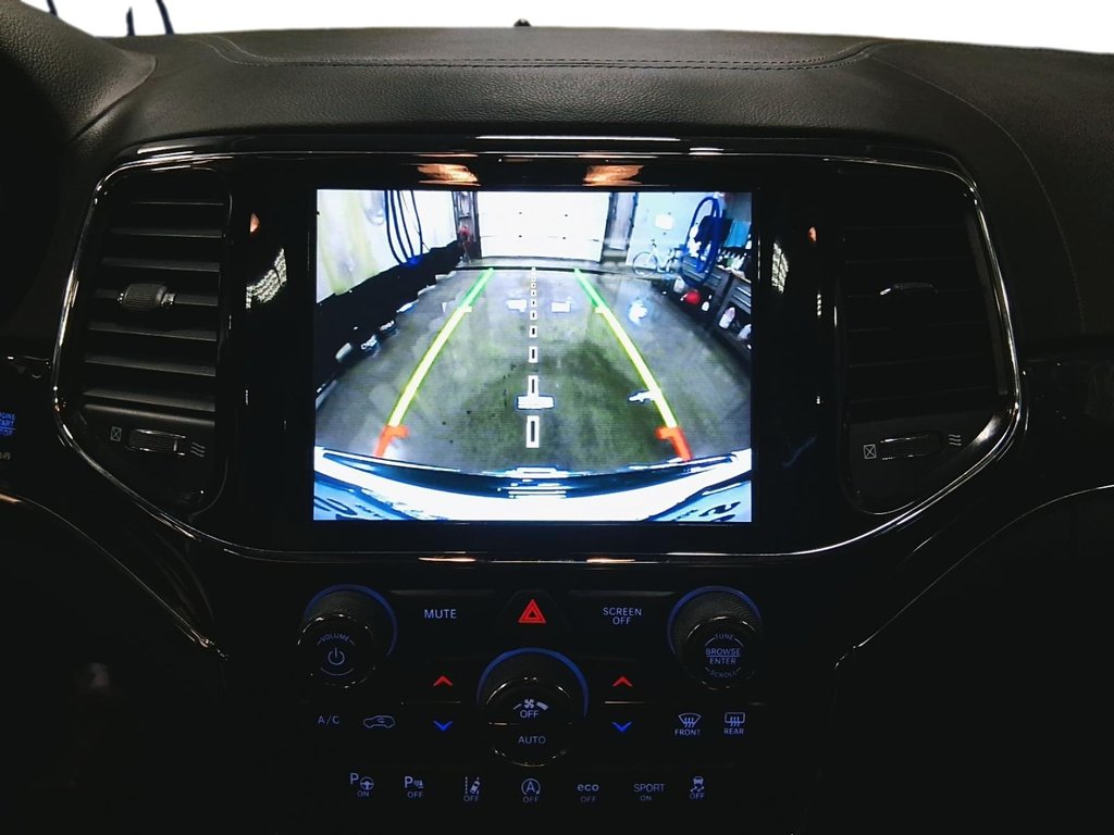 2021 Jeep Grand Cherokee 4X4 Overland in Stratford, Ontario - 19 - w1024h768px