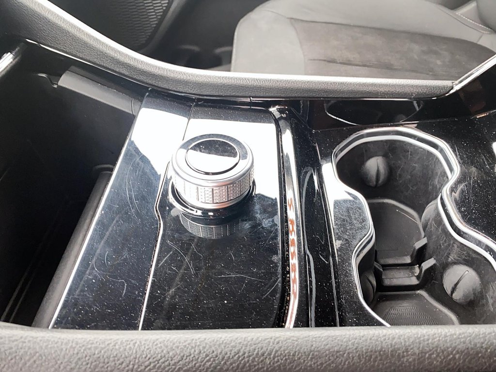 2023 Jeep Grand Cherokee 4X4 Laredo in Stratford, Ontario - 14 - w1024h768px