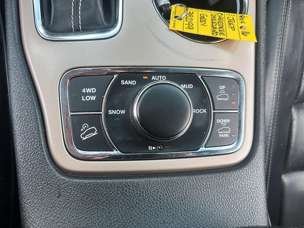 2016 Jeep Grand Cherokee 4x4 Overland in Stratford, Ontario - 15 - w1024h768px