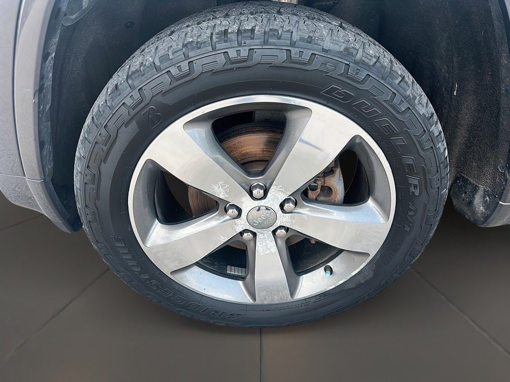 2016 Jeep Grand Cherokee 4x4 Overland in Stratford, Ontario - 7 - w1024h768px