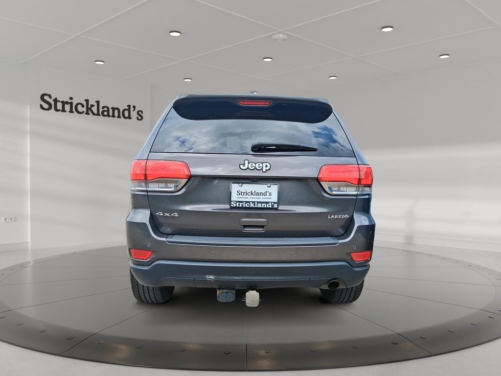 2017 Jeep Grand Cherokee 4x4 Laredo in Stratford, Ontario - 3 - w1024h768px