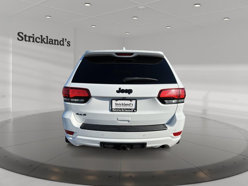 2022 Jeep Grand Cherokee Wk 4x4 Laredo in Stratford, Ontario - 3 - w1024h768px