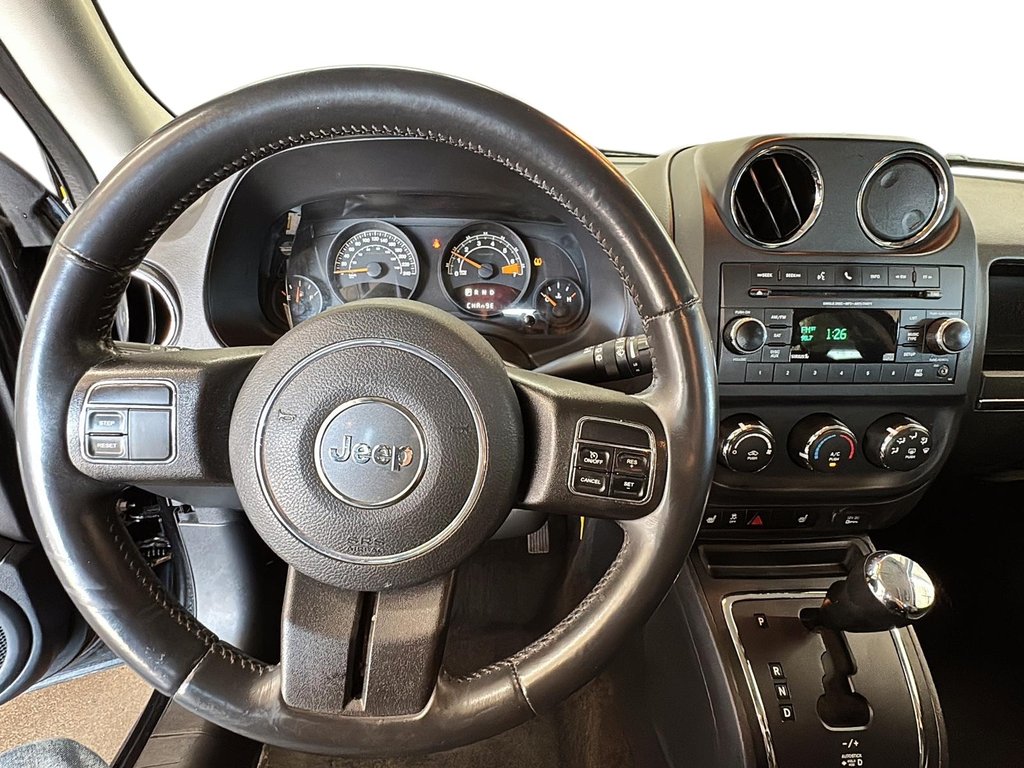 2015 Jeep Patriot 4x4 Sport / North in Stratford, Ontario - 13 - w1024h768px