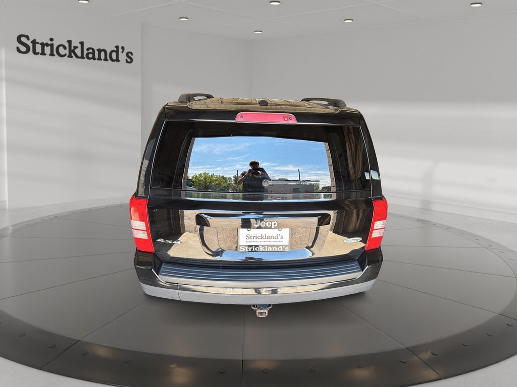 2015 Jeep Patriot 4x4 Sport / North in Stratford, Ontario - 3 - w1024h768px