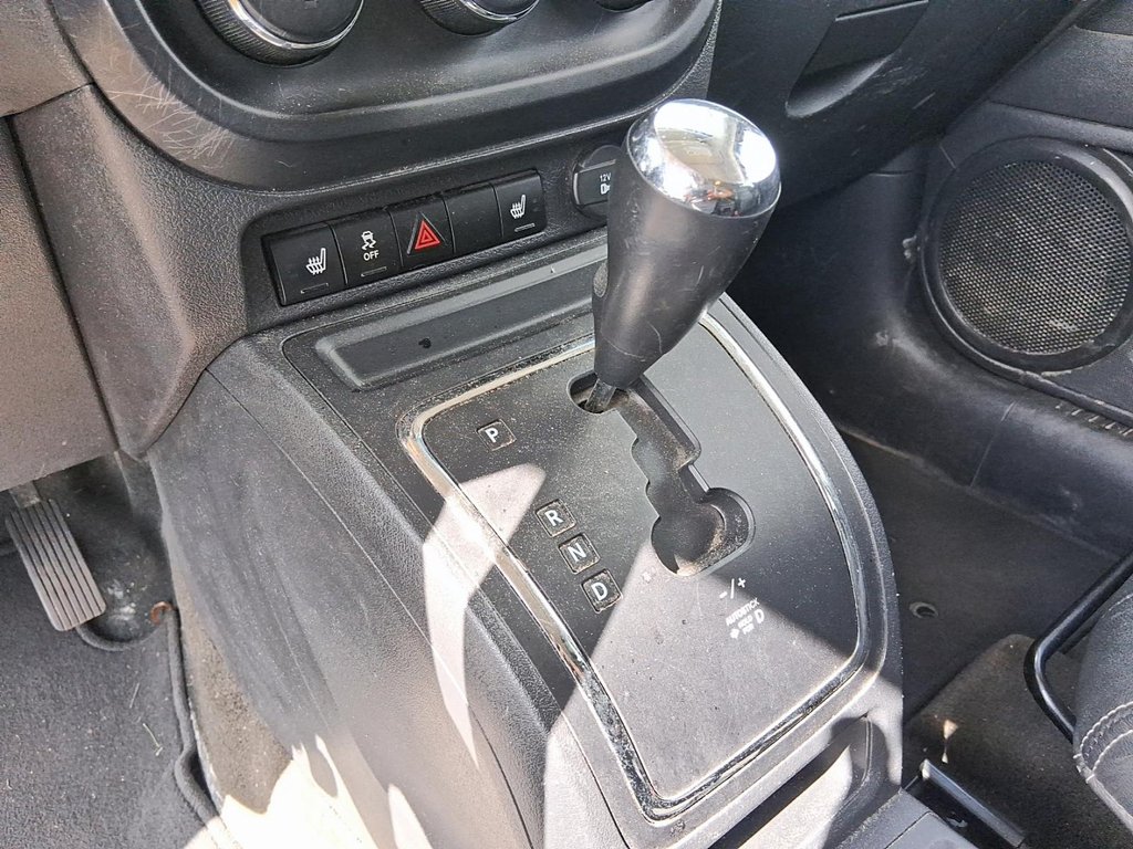 2016 Jeep Patriot 4x4 Sport / North in Stratford, Ontario - 16 - w1024h768px