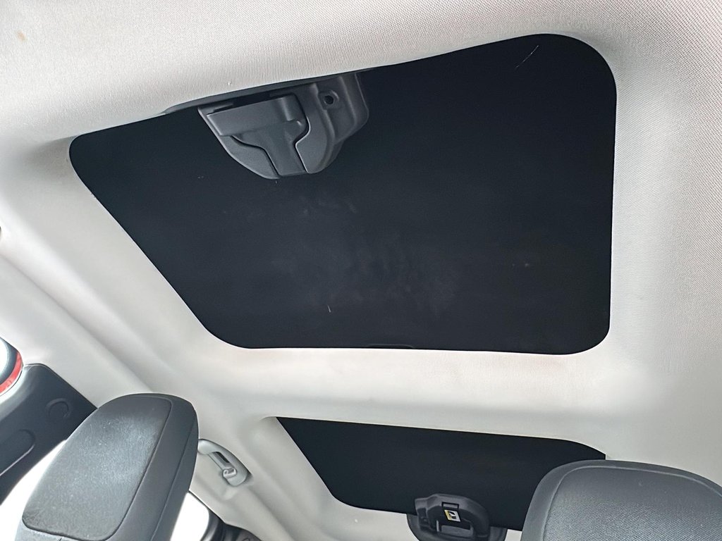 2017 Jeep Renegade 4x4 Trailhawk in Stratford, Ontario - 16 - w1024h768px