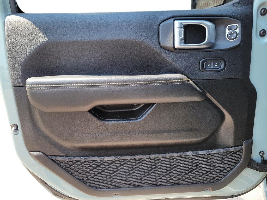 2024 Jeep Wrangler 4xe Sahara 4 Door 4x4 in Stratford, Ontario - 9 - w1024h768px