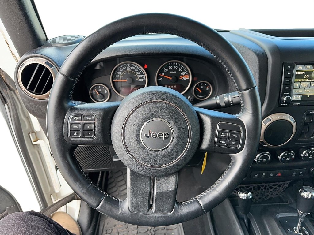 2017 Jeep Wrangler Unlimited Sahara in Stratford, Ontario - 11 - w1024h768px
