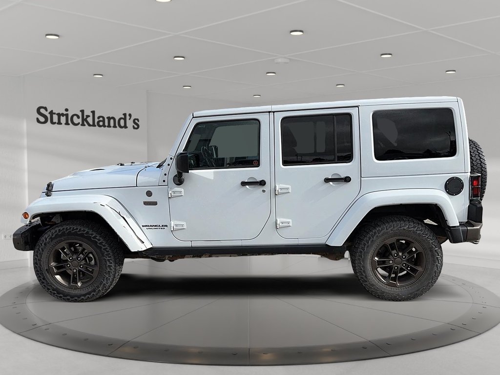 2017 Jeep Wrangler Unlimited Sahara in Stratford, Ontario - 5 - w1024h768px