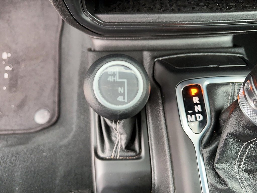 2023 Jeep Wrangler Unlimited Sahara in Stratford, Ontario - 15 - w1024h768px
