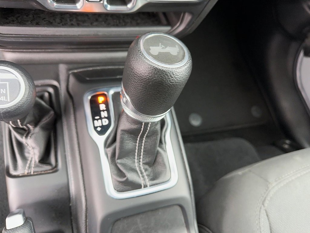 2023 Jeep Wrangler Unlimited Sahara in Stratford, Ontario - 14 - w1024h768px