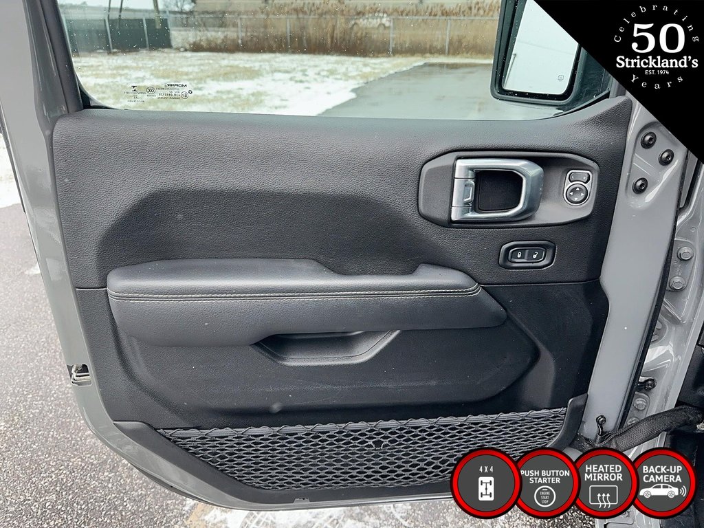 2023 Jeep Wrangler Unlimited Sahara in Stratford, Ontario - 10 - w1024h768px