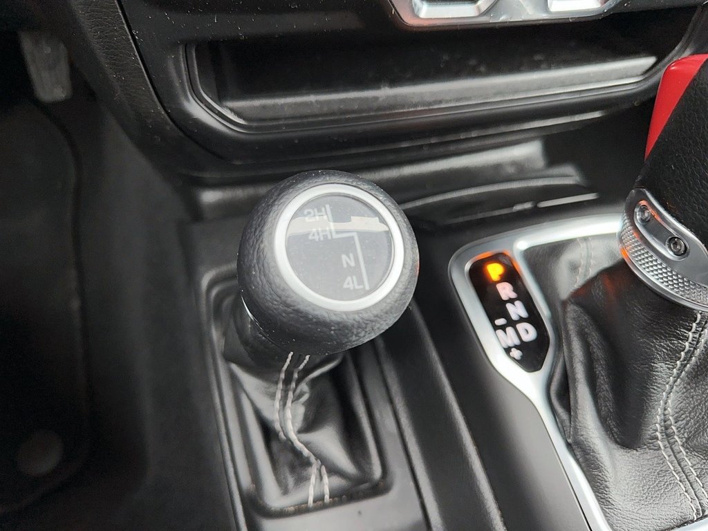 2023 Jeep Wrangler Unlimited Sahara in Stratford, Ontario - 15 - w1024h768px