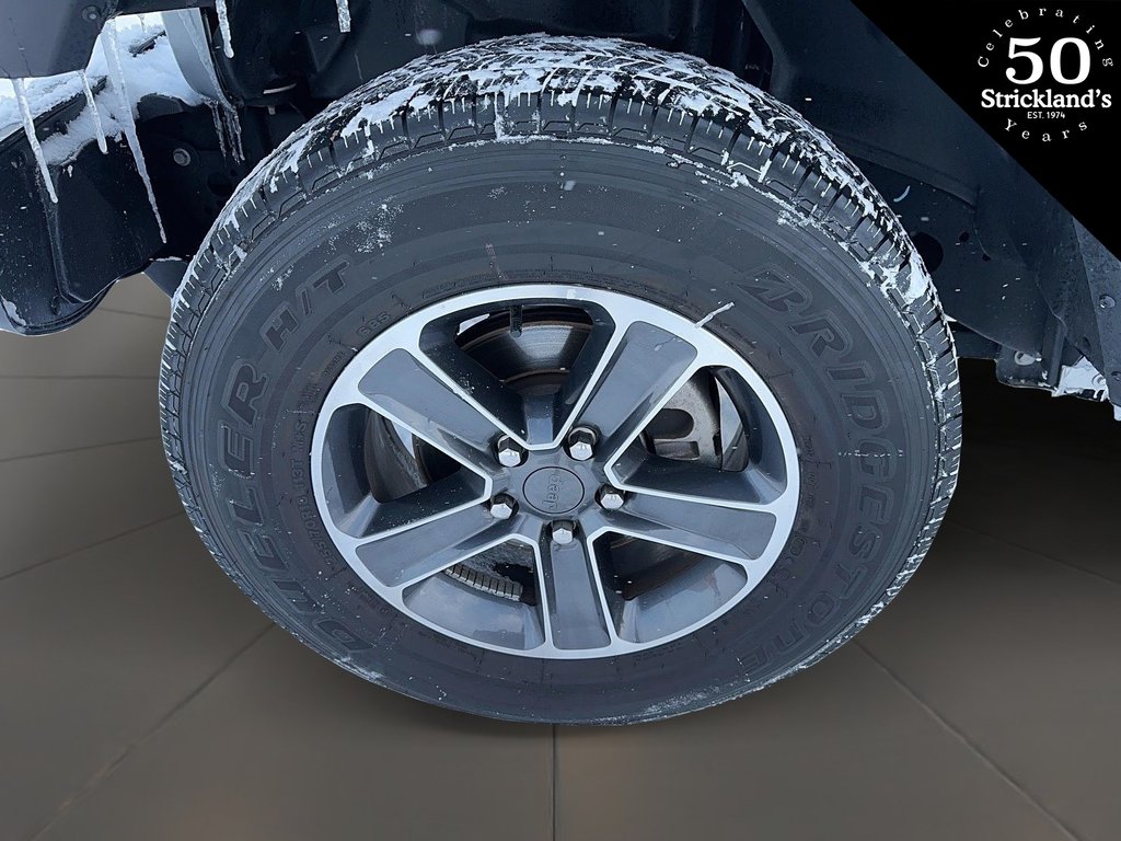 2023 Jeep Wrangler Unlimited Sahara in Stratford, Ontario - 7 - w1024h768px