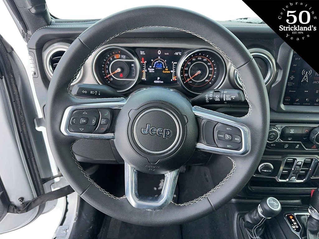2023 Jeep Wrangler Unlimited Sahara in Stratford, Ontario - 11 - w1024h768px
