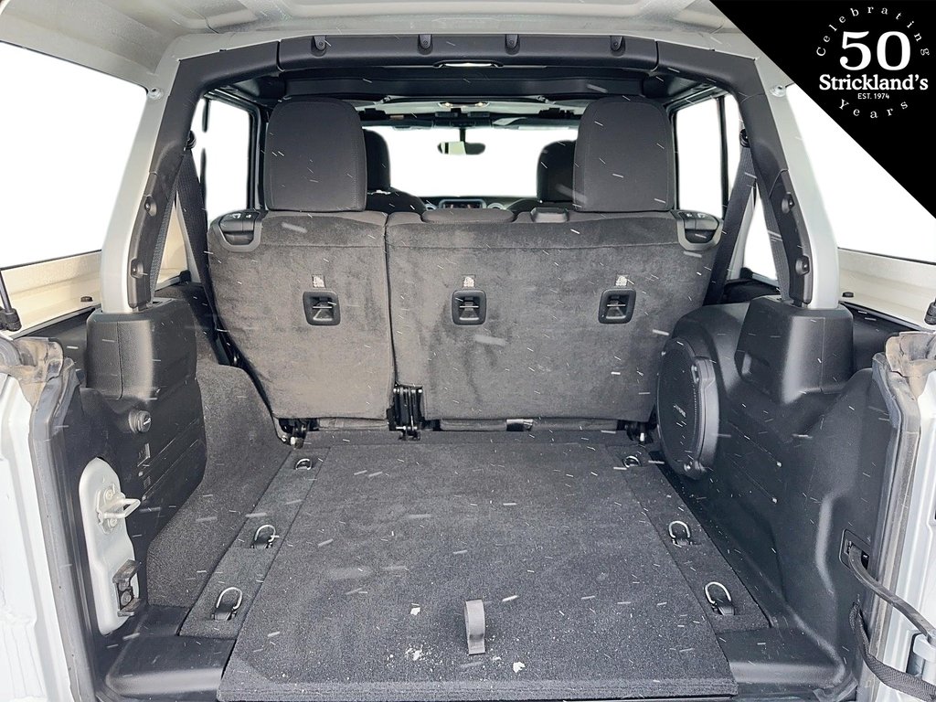 2023 Jeep Wrangler Unlimited Sahara in Stratford, Ontario - 6 - w1024h768px