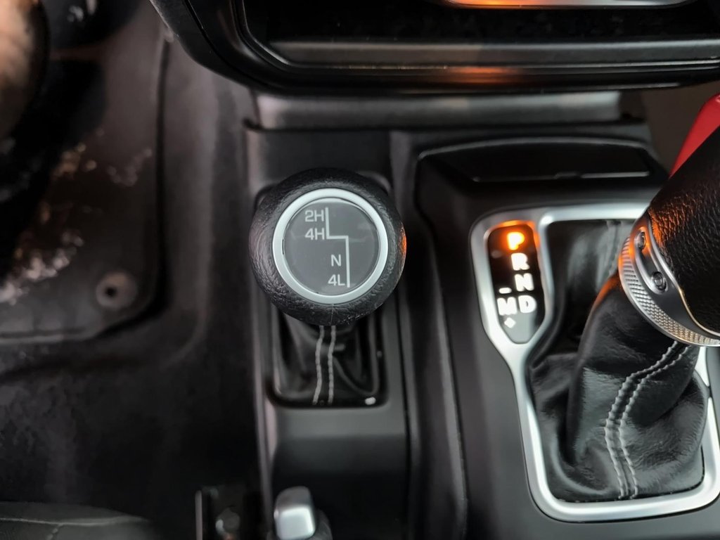 2023 Jeep Wrangler Unlimited Sahara in Stratford, Ontario - 15 - w1024h768px