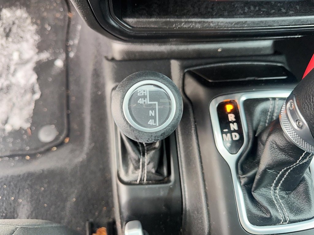 2023 Jeep Wrangler Unlimited Sahara in Stratford, Ontario - 15 - w1024h768px