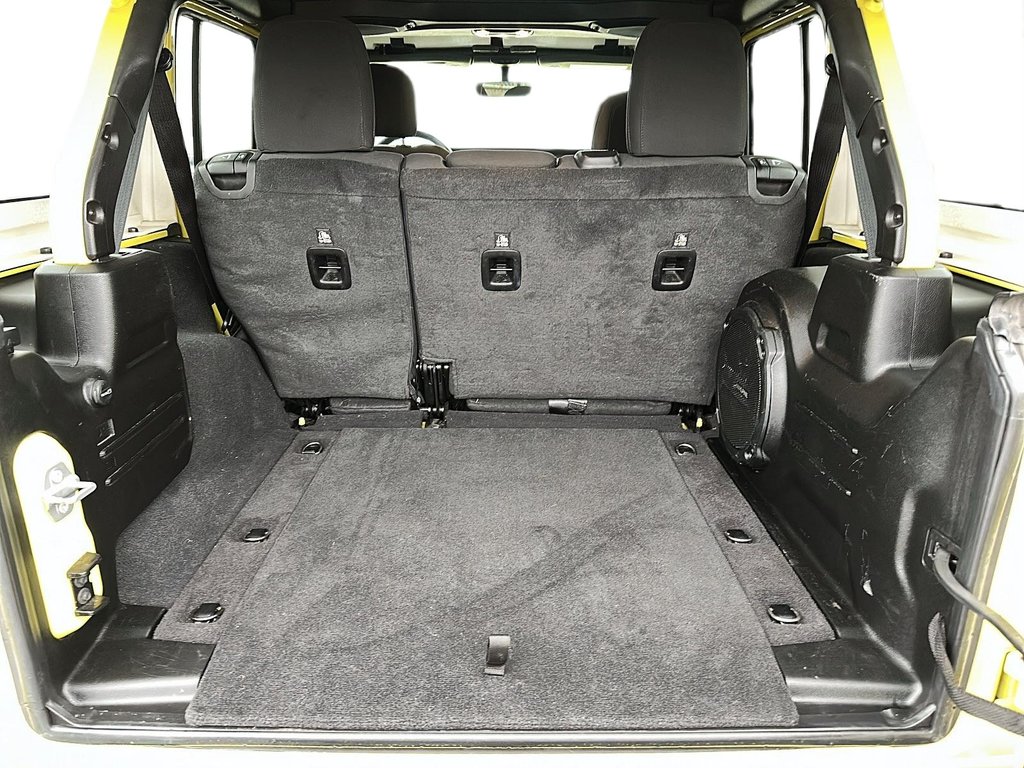 2023 Jeep Wrangler Unlimited Sahara in Stratford, Ontario - 6 - w1024h768px