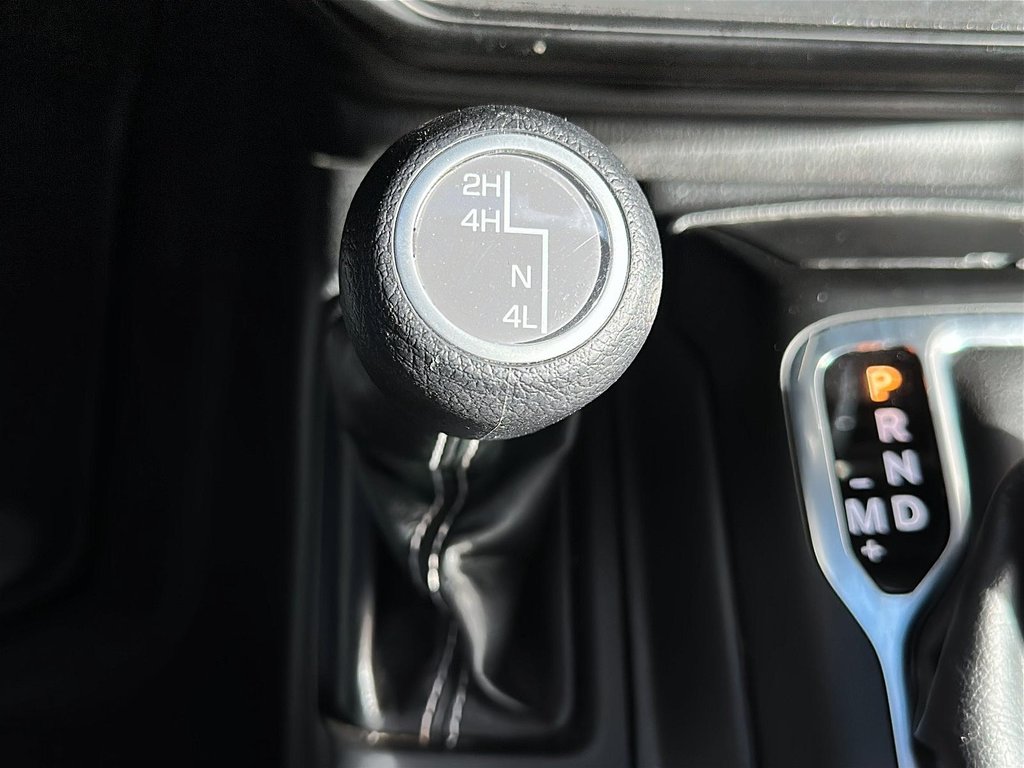 2023 Jeep Wrangler Unlimited Sahara in Stratford, Ontario - 15 - w1024h768px
