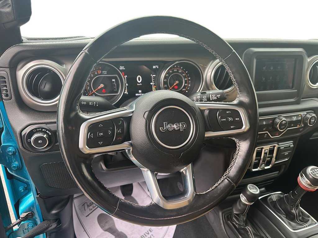 2020 Jeep Wrangler JL Unlimited Sahara in Stratford, Ontario - 10 - w1024h768px