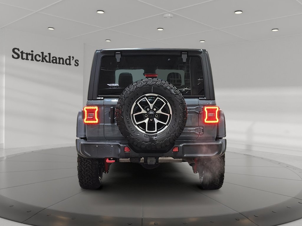 2024 Jeep Wrangler Rubicon 4 Door 4x4 in Stratford, Ontario - 3 - w1024h768px