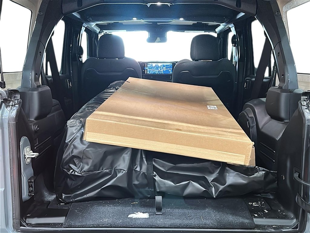 2024 Jeep Wrangler Rubicon 4 Door 4x4 in Stratford, Ontario - 6 - w1024h768px