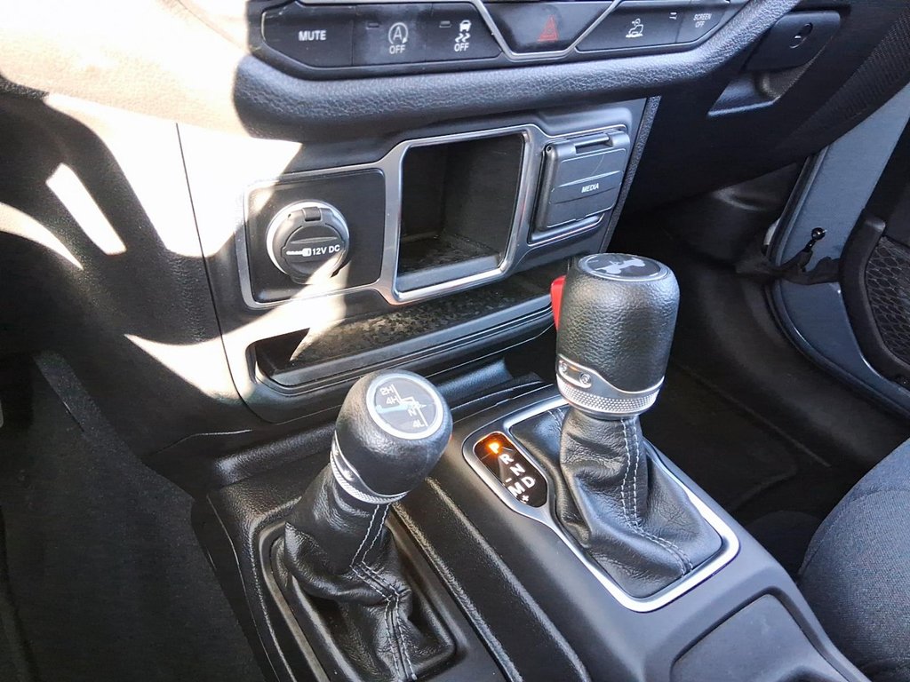 2024 Jeep Wrangler Sport 2 Door 4x4 in Stratford, Ontario - 17 - w1024h768px