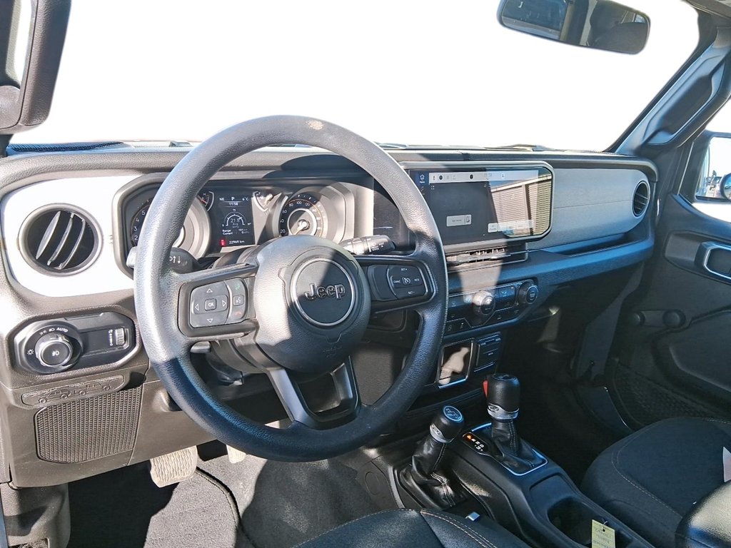 2024 Jeep Wrangler Sport 2 Door 4x4 in Stratford, Ontario - 9 - w1024h768px