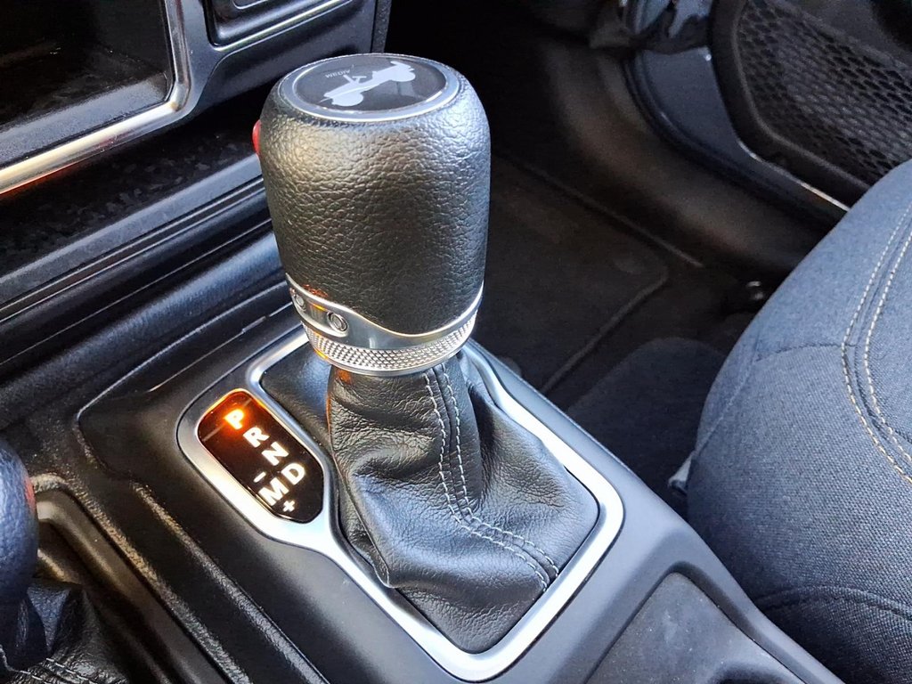2024 Jeep Wrangler Sport 2 Door 4x4 in Stratford, Ontario - 15 - w1024h768px