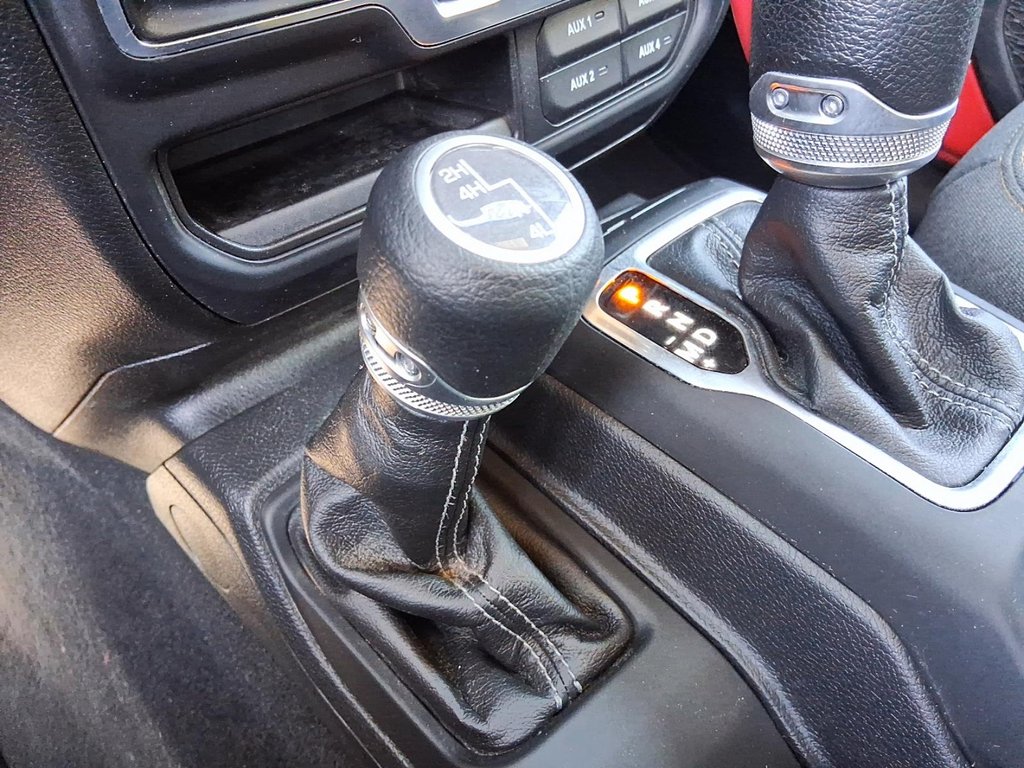 2024 Jeep Wrangler Sport 2 Door 4x4 in Stratford, Ontario - 17 - w1024h768px
