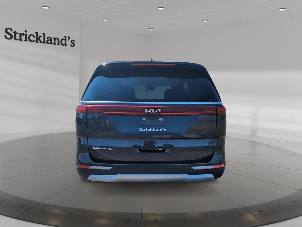 2024 Kia Carnival LX FWD in Stratford, Ontario - 3 - w1024h768px