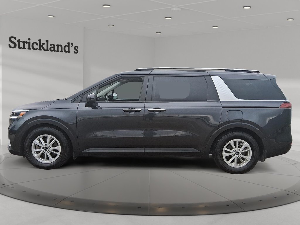 2024 Kia Carnival LX+ FWD in Stratford, Ontario - 5 - w1024h768px