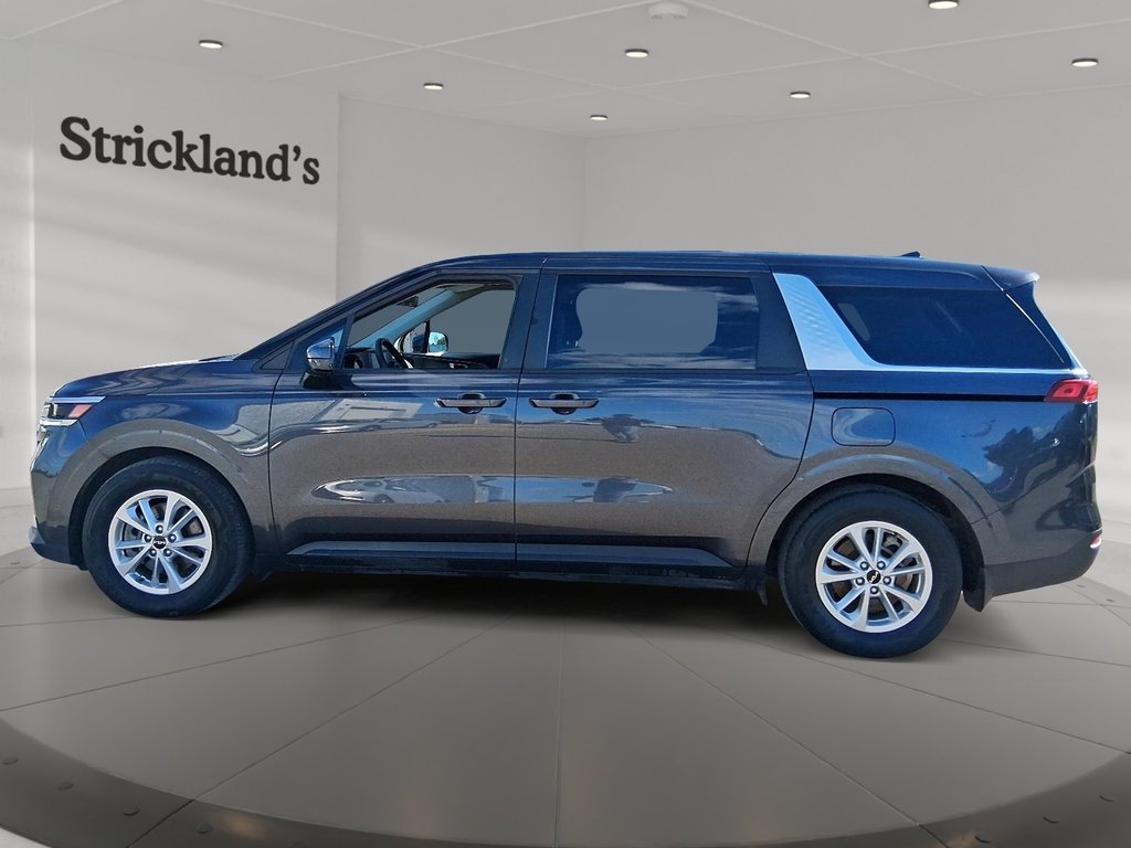 2024 Kia Carnival LX FWD in Stratford, Ontario - 5 - w1024h768px