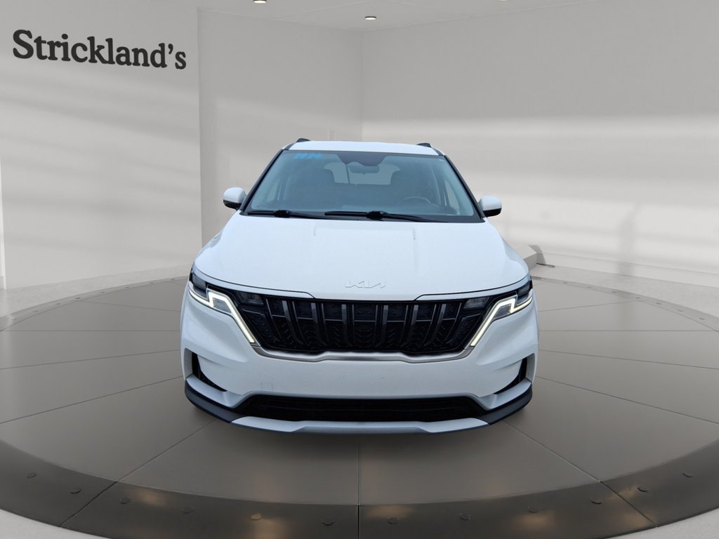 2024 Kia Carnival LX+ FWD in Stratford, Ontario - 2 - w1024h768px