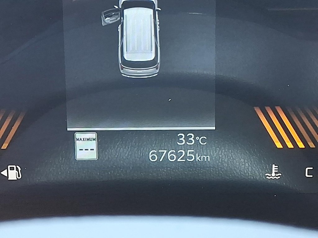 2025 Kia Carnival LX FWD in Stratford, Ontario - 14 - w1024h768px