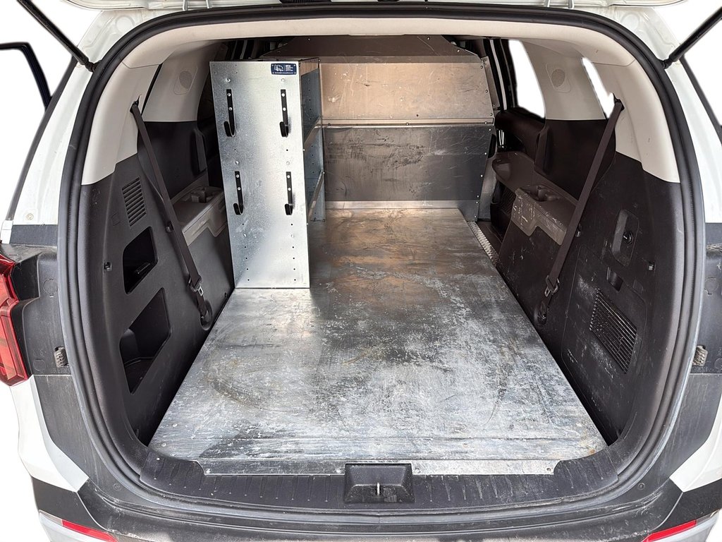 2025 Kia Carnival LX FWD in Stratford, Ontario - 6 - w1024h768px