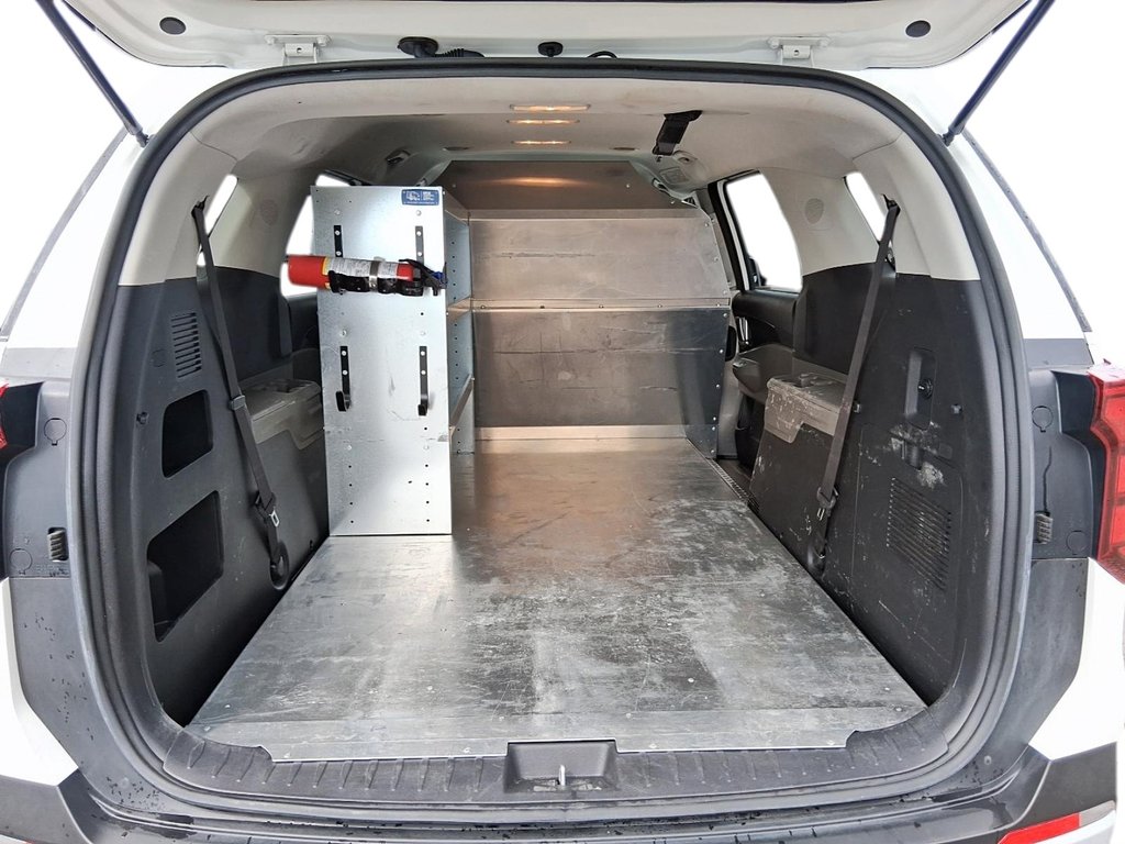 2025 Kia Carnival LX FWD in Stratford, Ontario - 6 - w1024h768px