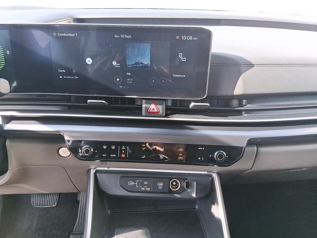 2025 Kia Carnival LX FWD in Stratford, Ontario - 16 - w1024h768px
