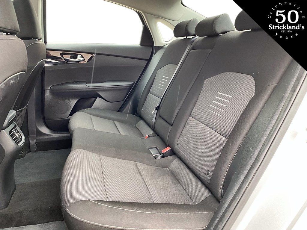 2020 Kia Forte Sedan EX+ IVT in Stratford, Ontario - 9 - w1024h768px