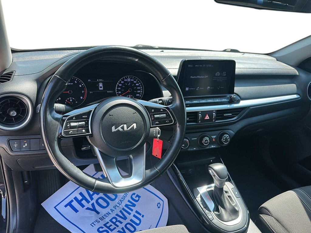 2022 Kia Forte Sedan EX IVT in Stratford, Ontario - 9 - w1024h768px