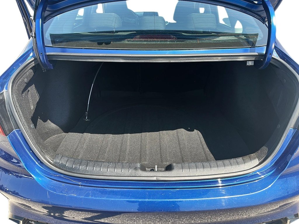 2022 Kia Forte Sedan EX IVT in Stratford, Ontario - 6 - w1024h768px