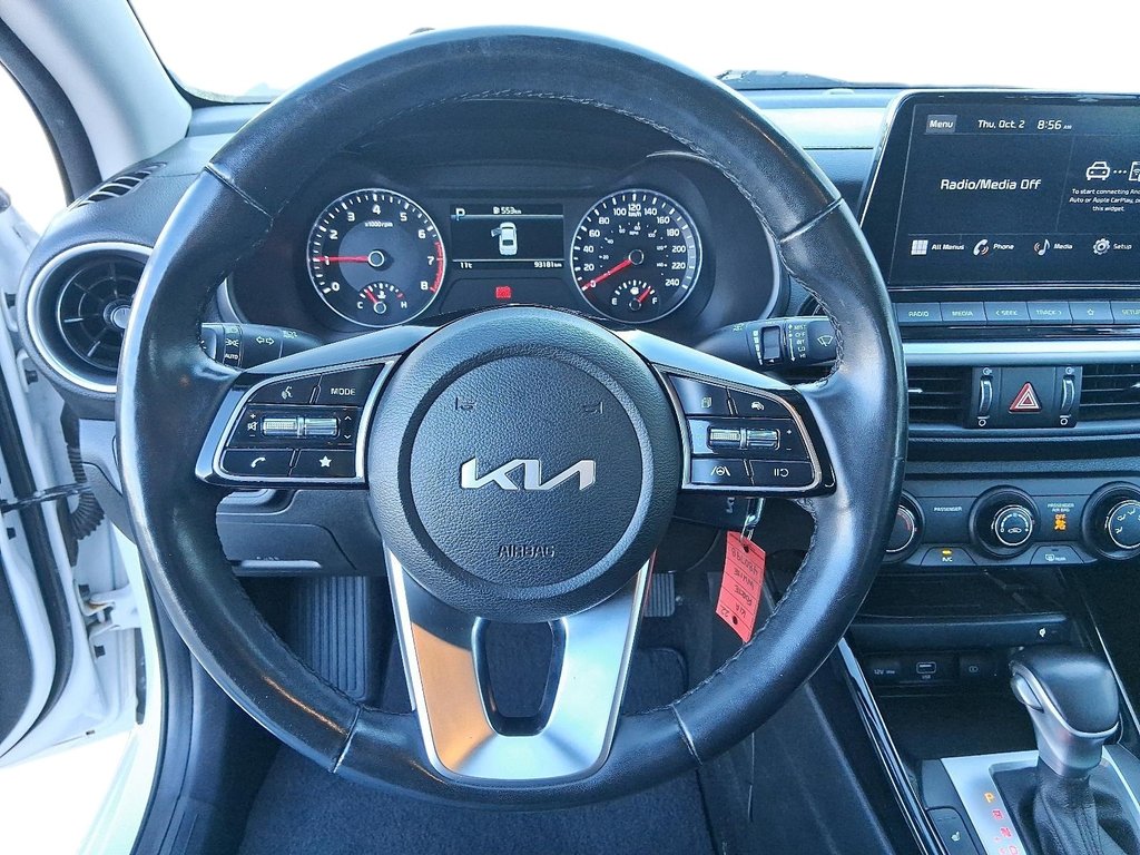 2022 Kia Forte Sedan EX IVT in Stratford, Ontario - 12 - w1024h768px