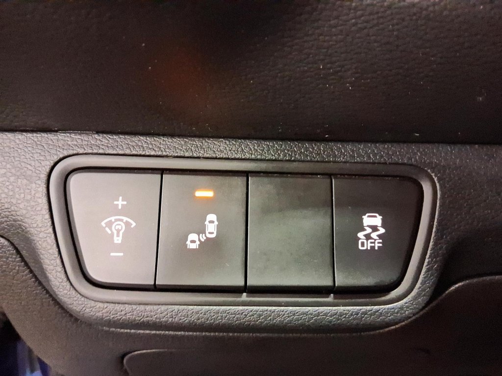 2023 Kia Forte Sedan EX+ IVT in Stratford, Ontario - 17 - w1024h768px