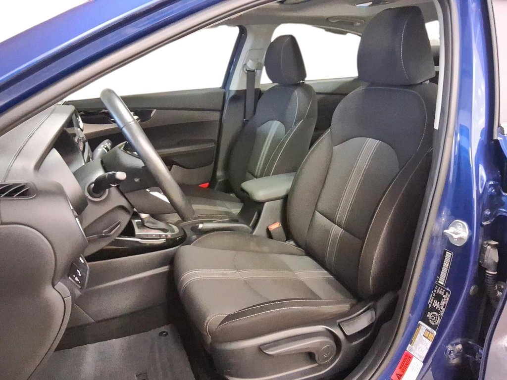 2023 Kia Forte Sedan EX+ IVT in Stratford, Ontario - 8 - w1024h768px