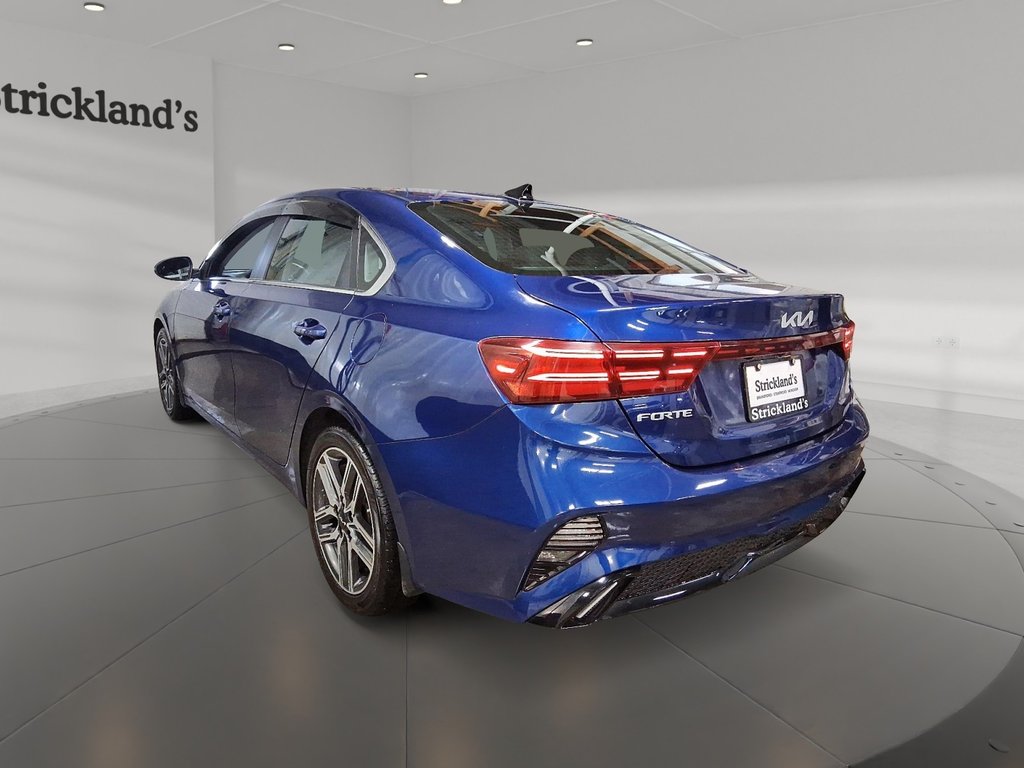 2023 Kia Forte Sedan EX+ IVT in Stratford, Ontario - 4 - w1024h768px