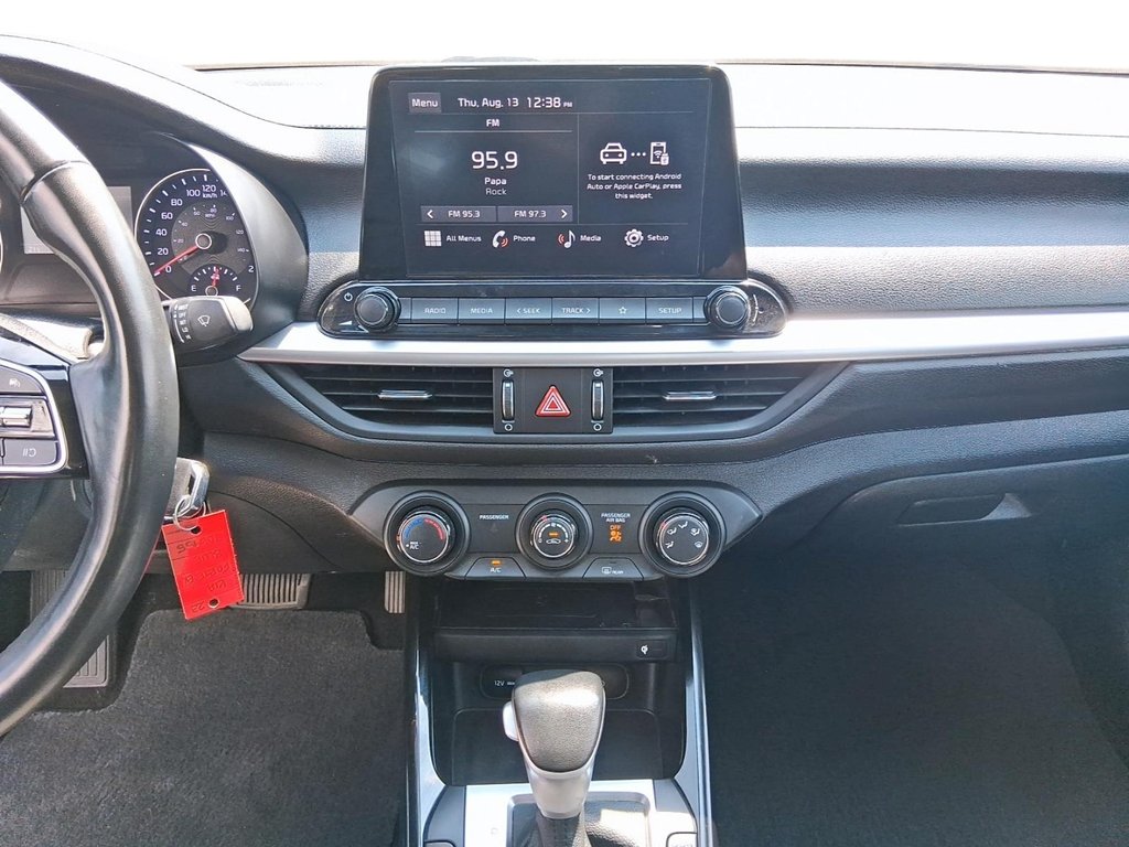 2023 Kia Forte Sedan EX+ IVT in Stratford, Ontario - 15 - w1024h768px