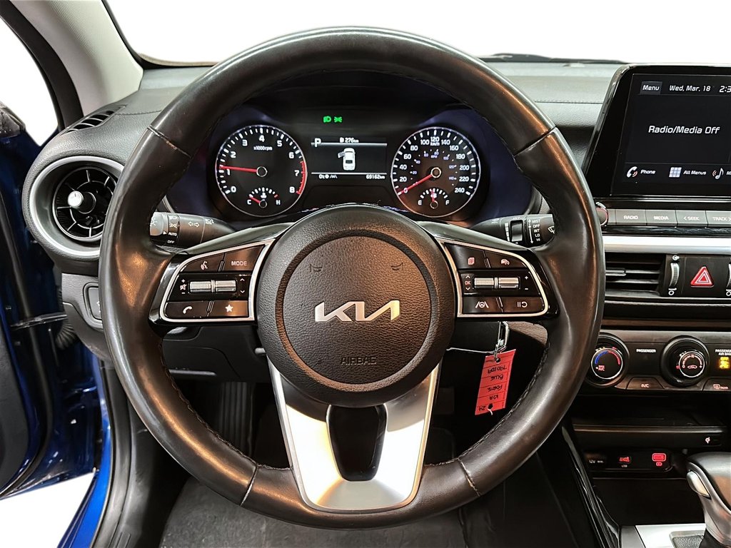 2024 Kia Forte EX IVT in Stratford, Ontario - 11 - w1024h768px